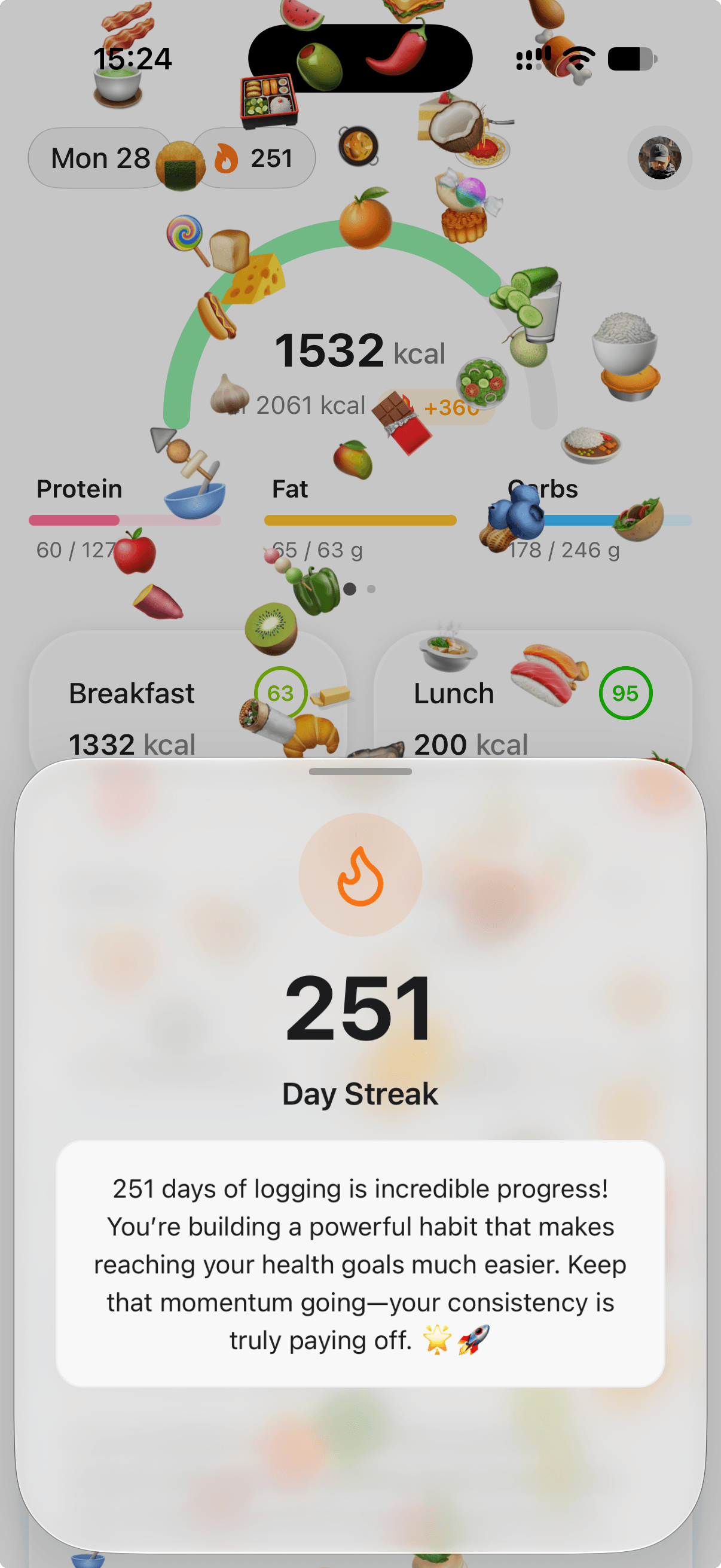 Food Focus celebrating a 251-day meal-logging streak with a day-streak card and falling food illustrations